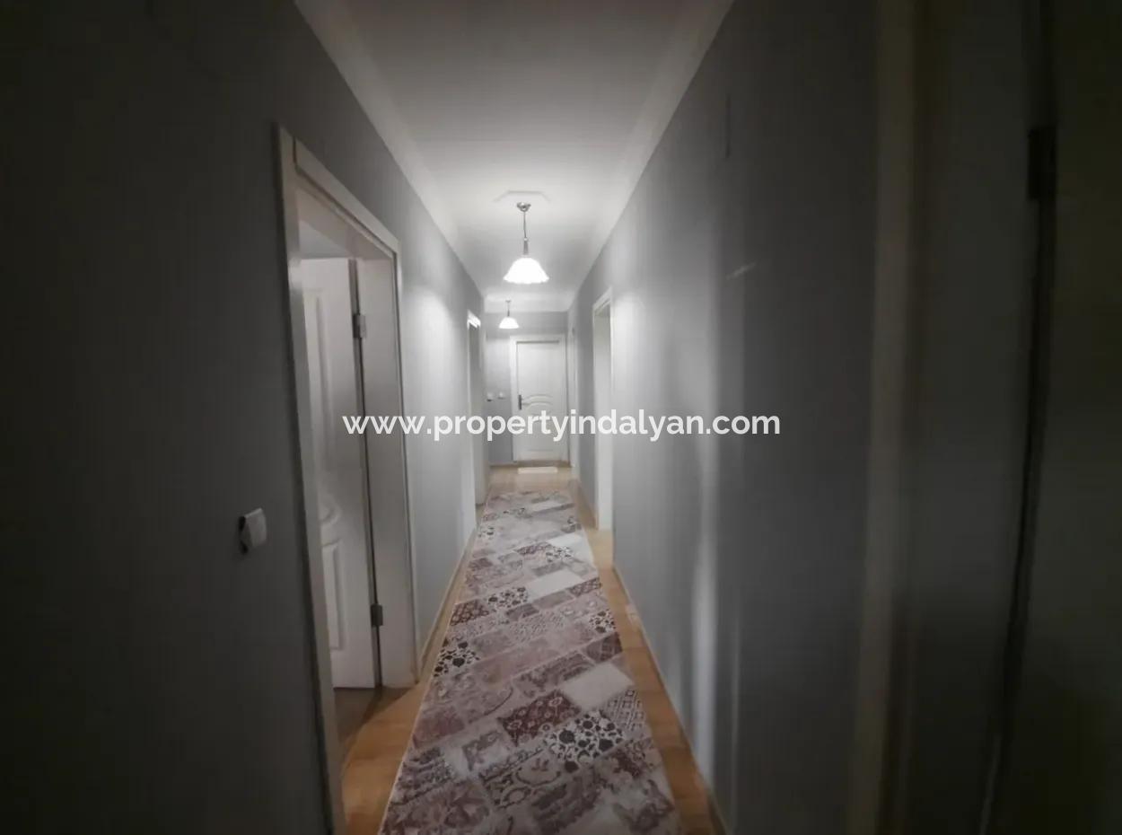 130 M2, 3 1 Apartment For Sale In Ortaka Center Kelepir Emergency