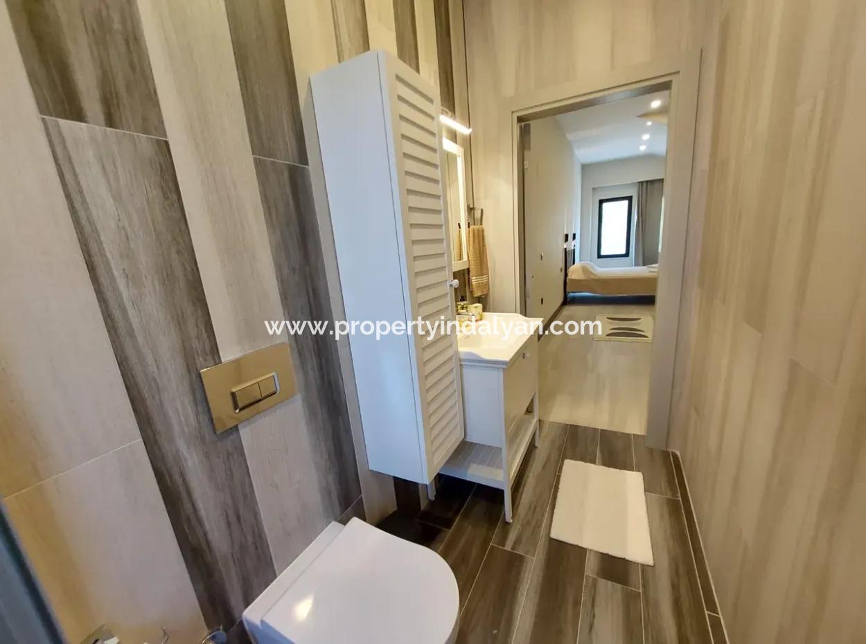 8 Brand New Villas On A 2.600 M2 Detached Plot By The Canal In Muğla Dalyanda For Rent For Tourism Business