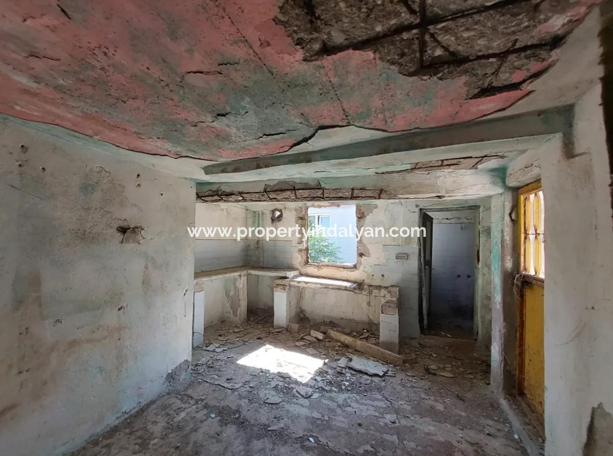 Muğla Ortaca Ekşiliyurt Detached 950 M2 Land Village House And Barn For Sale