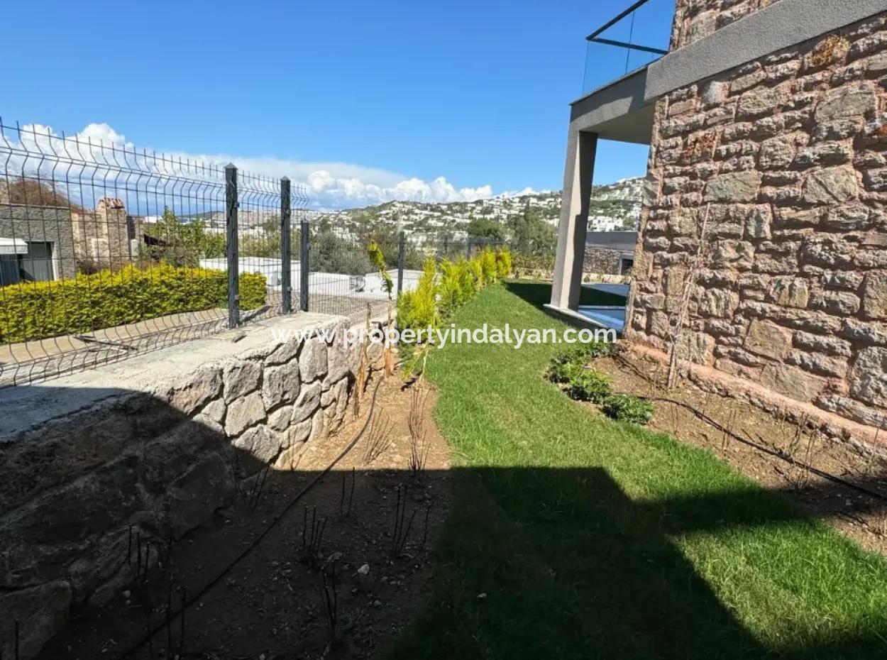 Mugla Bodrum Gundogan Sea View 4 1 Zero Duplex For Sale