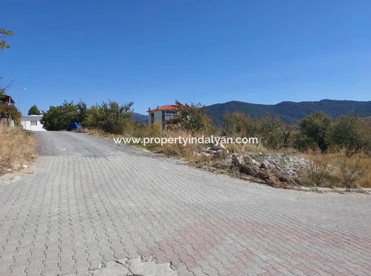 500M2 Land In The Center Of Çameli In Return For A Ready-Made Floor With A Construction License