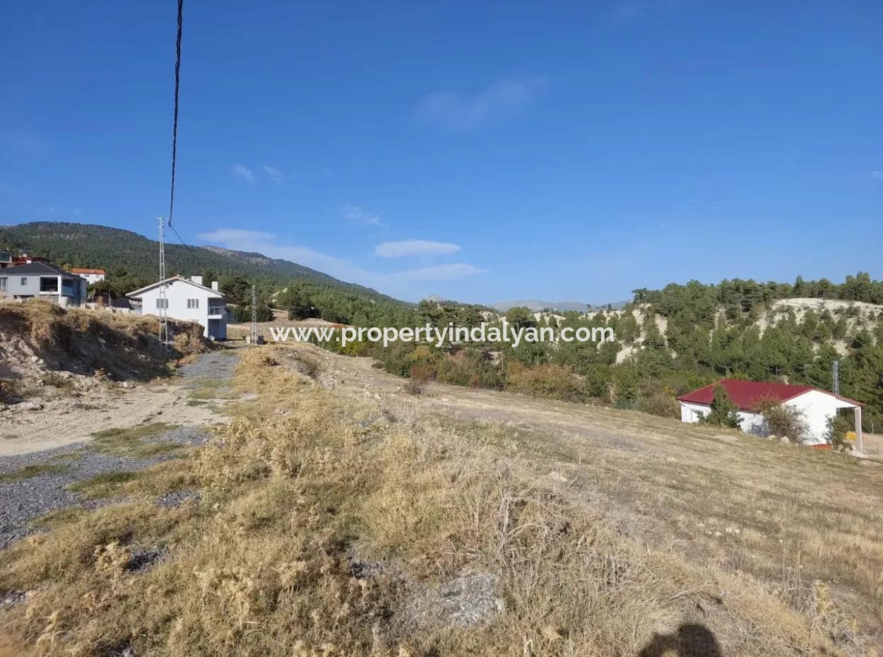 Çamelide Yap Sata Suitable 3 Floors Zoned 700 M2 Land For Sale