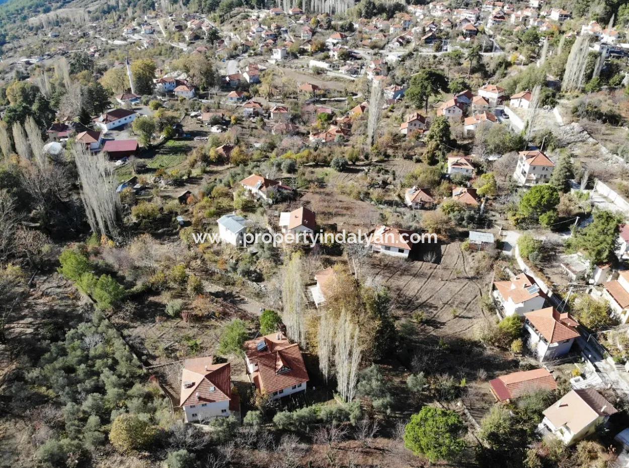 Detached 260 M2 Zoned Land For Sale In The Center Of Köyceğiz Plateau
