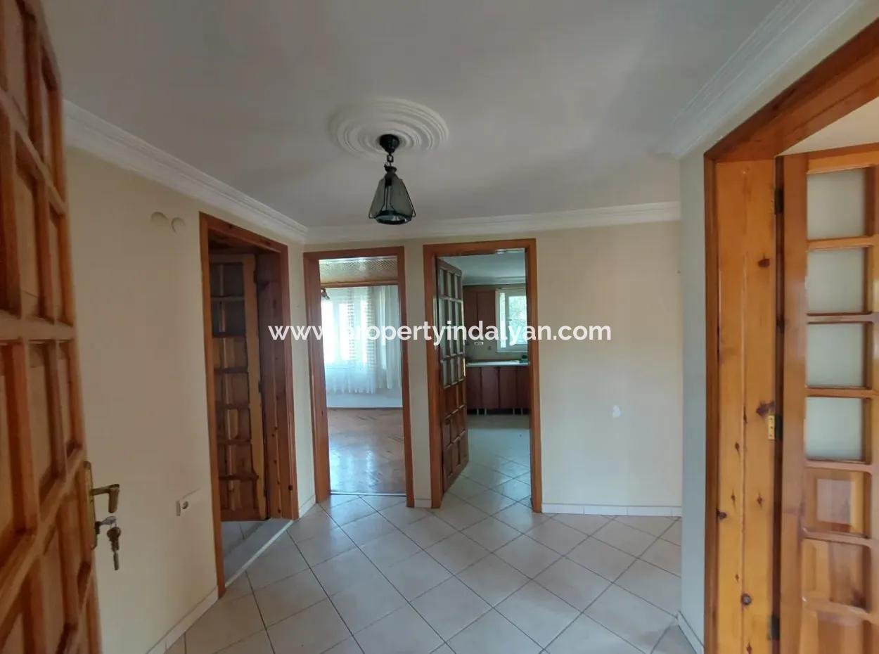 Detached Building With 2 Independent Apartments On 480 M² Land In Ortaca Kemaliye For Sale