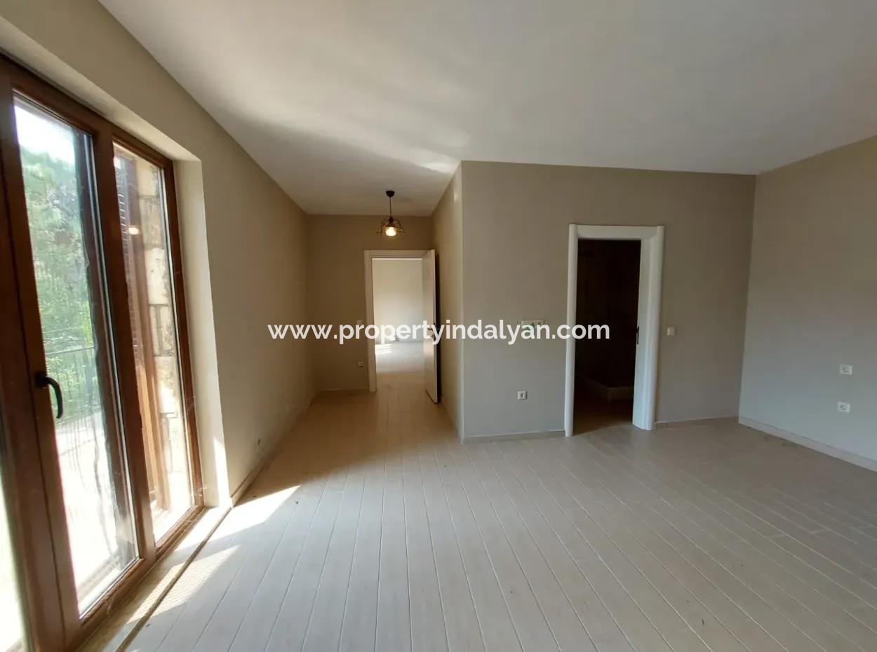 Houses On 3.500 M² Land Suitable For Tourism Investment In Muğla Dalyan For Sale