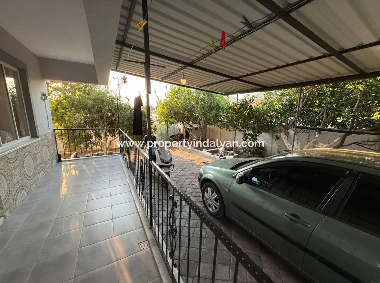 A Detached 2.5-Storey Building On The Dalyan Road In Ortacada Is For Sale.