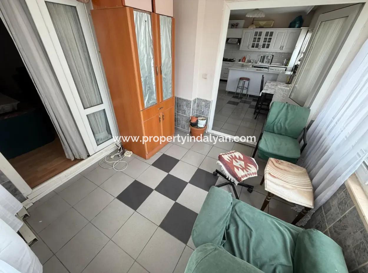 3 1 160M2 Closed Kitchen Flat For Sale In Ortaca Center.
