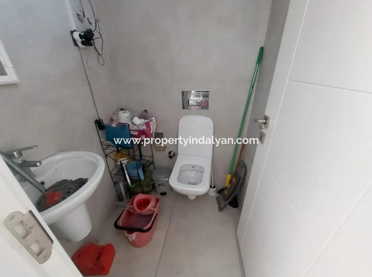 200 M2 Cookie And Herbalist Shop In Muğla Dalyan Center For Sublease