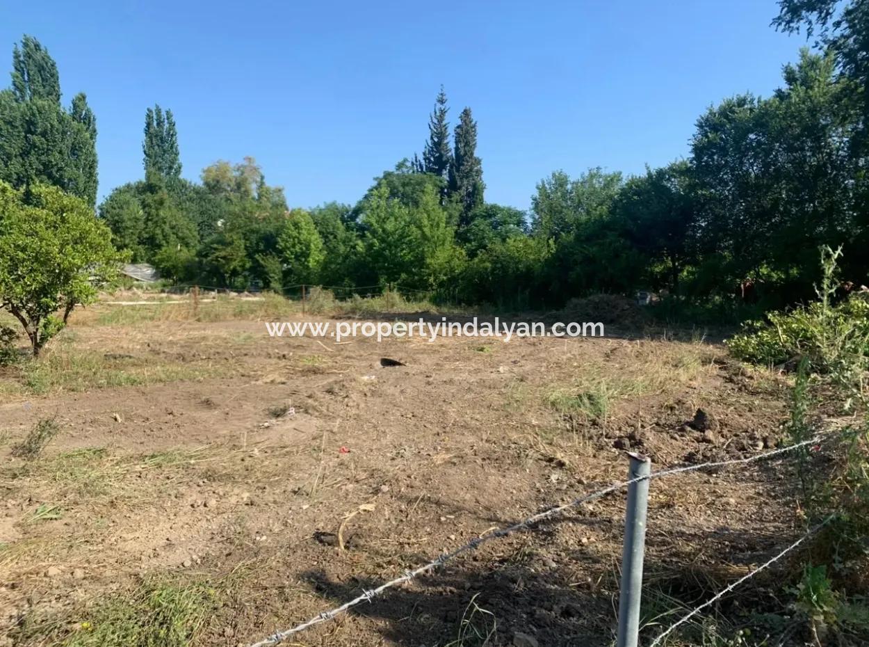 Villa 358 M2 Land For Sale In Oriya Also