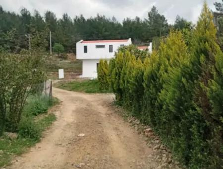 Mugla Köyceğiz In The Village Of Köyceğiz 1026 M2 Detached Land For Sale