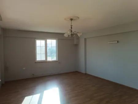 3 1 Garden Floor Spacious Apartment For Rent