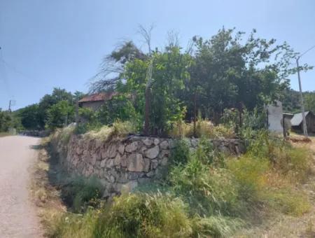 2500 M2 Detached 2 Houses And Barns, Warehouse For Sale In Çameli Kızılyaka
