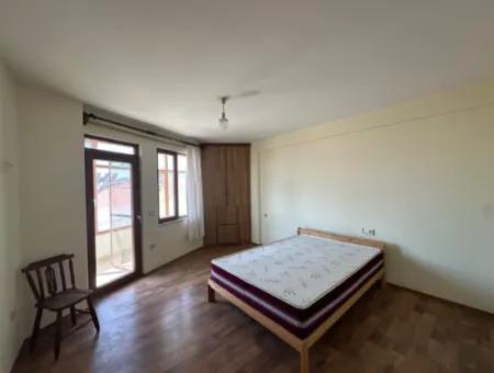 3 1 Apartments For Sale In The Center. Suitable For High Credit