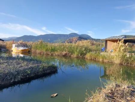 Container With Boat Mooring Place By The Canal In Muğla Ortaca Dalyan – For Sale