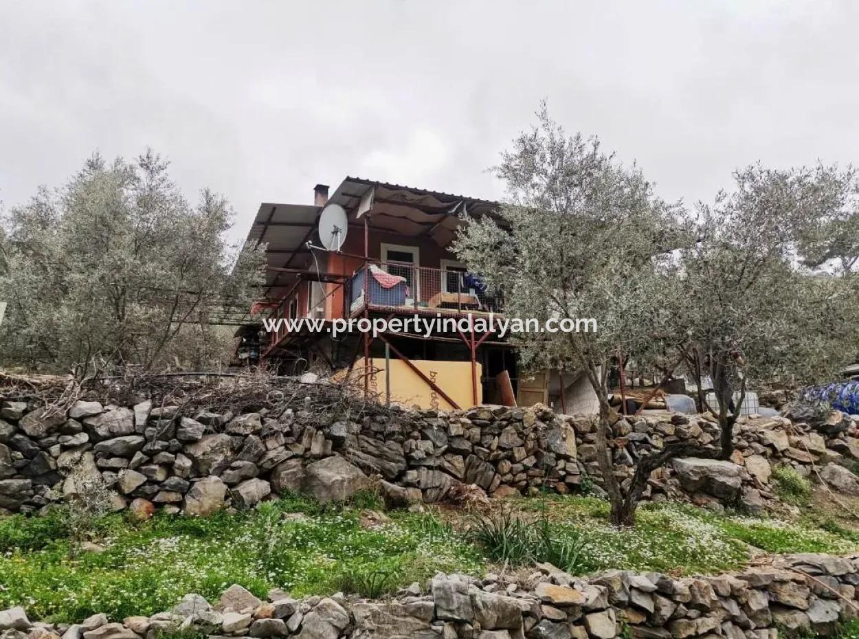 Fethiye Göcek Taşbaşında Satılık Doğa İçinde Müstakil Köy Evi