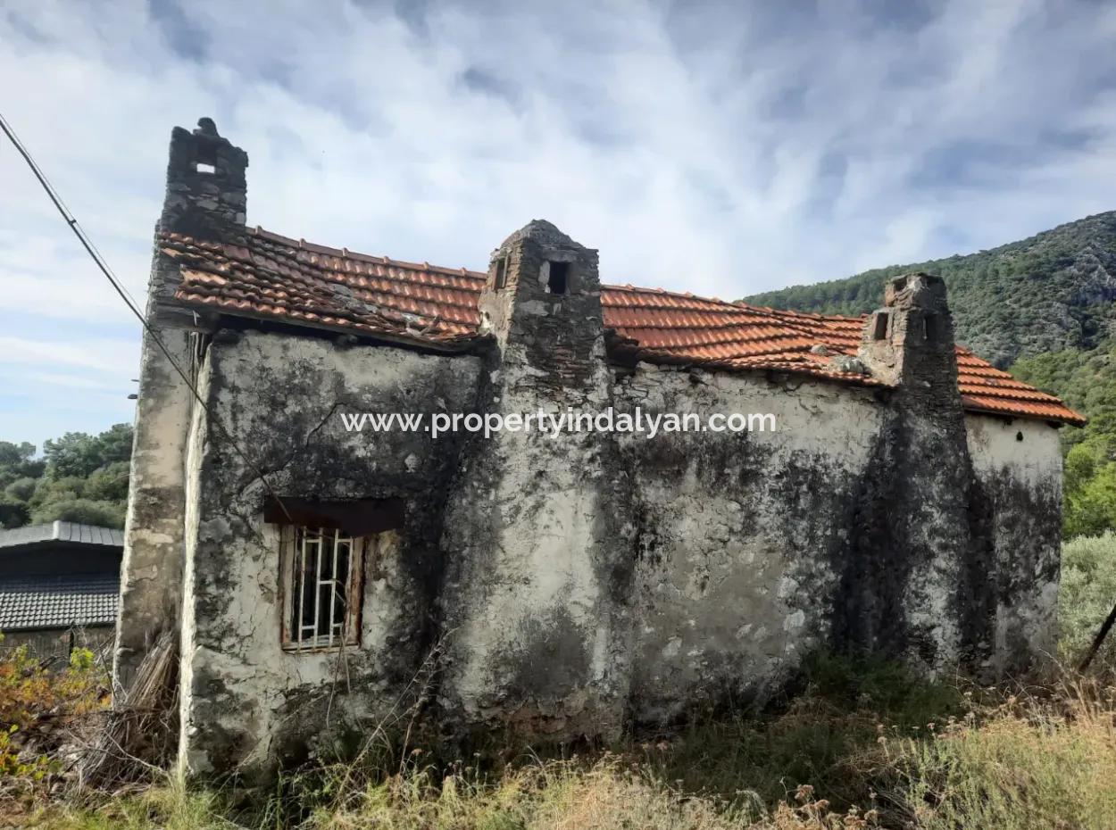 Göcek Gökçeovacıkta Satılık Deniz Manzaralı Ev Ve 246 M2 Arazisi