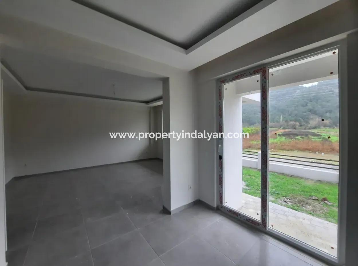 Ortaca Çaylıda Yerden Isıtmalı Sıfır Giriş Kat Daire Acil Satılık