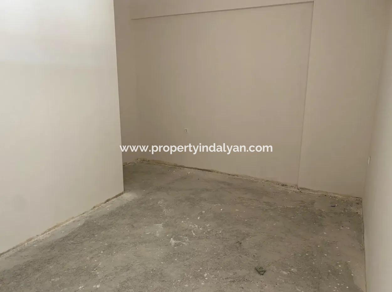 Ortaca Merkezde 1+1 Sıfır Ofis Daireler Satılık