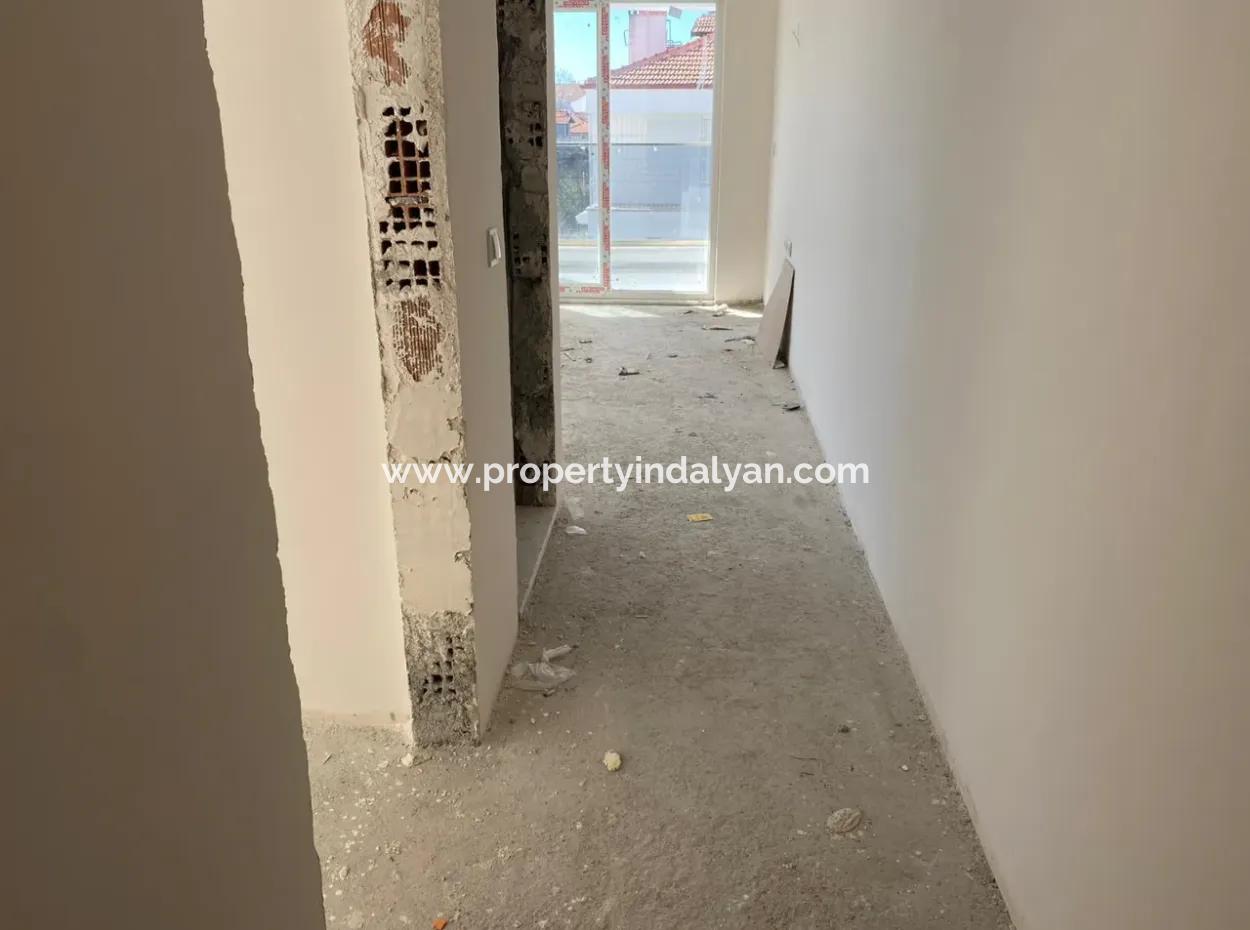 Ortaca Merkezde 1+1 Sıfır Ofis Daireler Satılık