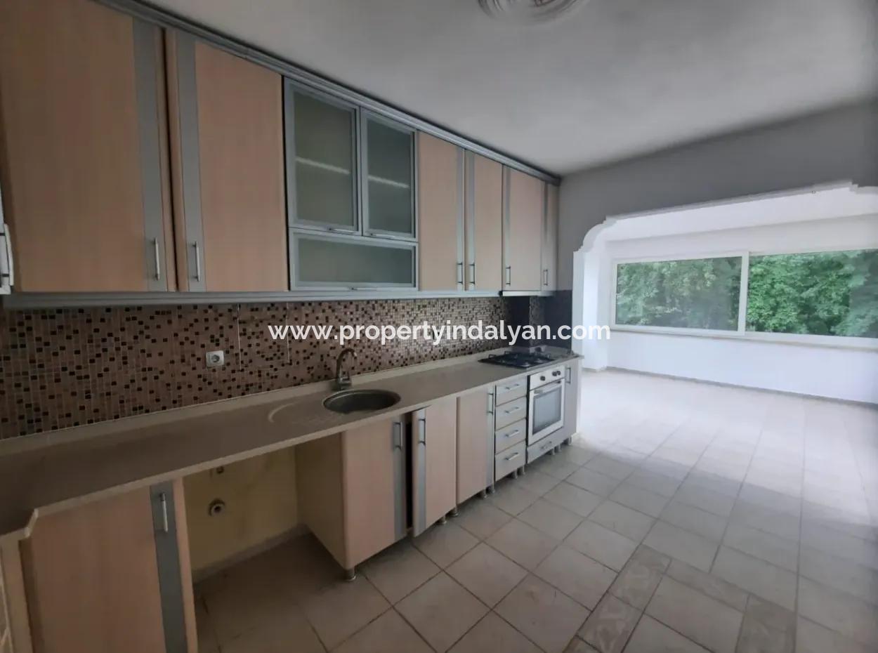 Muğla Dalyanda 2+1 Kaloriferli Geniş Daire Kiralık