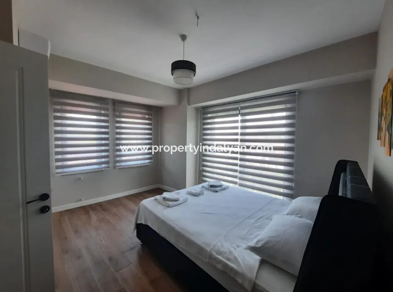 Muğla Dalyan Da Satılık Yüzme Havuzlu Sıfır, Eşyalı 5+1 Lüks Villa