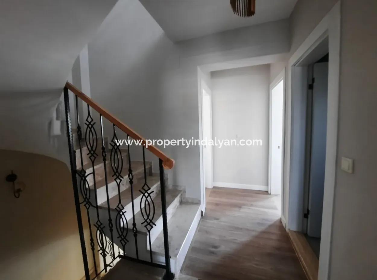 Muğla Dalyan Da Satılık Yüzme Havuzlu Sıfır, Eşyalı 5+1 Lüks Villa