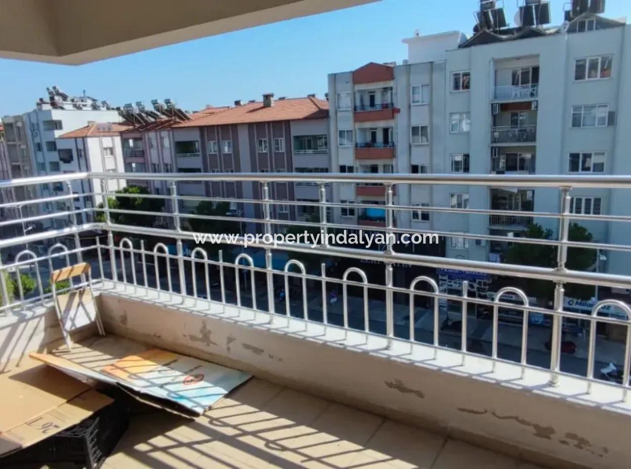 Muğla Ortaca Merkez De Eşyasız  3+1 Daire Senelik Kiralık