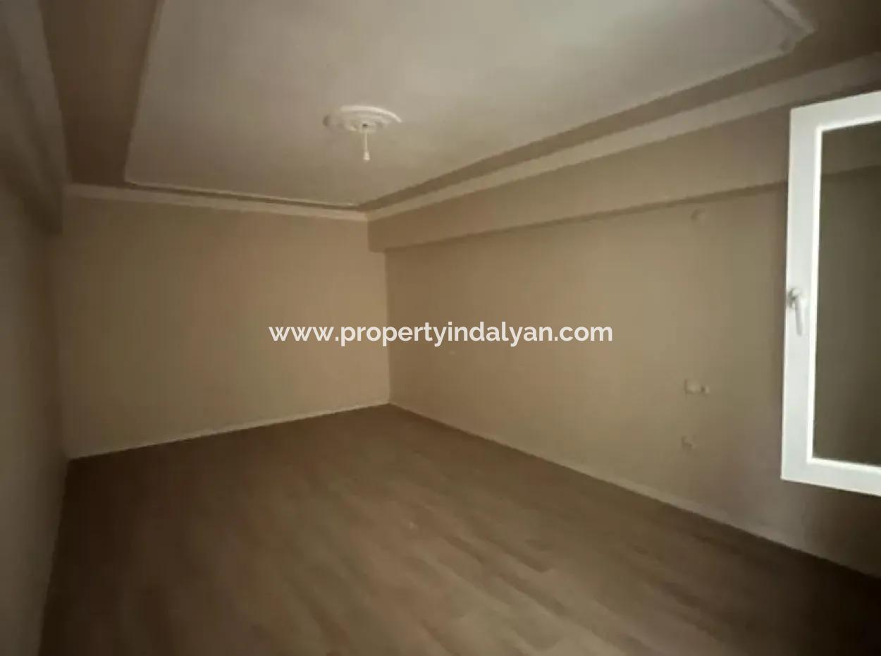 Bulvara Cephe 138 M2 3+1 Daire Kiralık