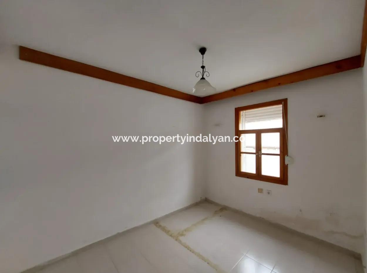 Muğla Dalyanda 500M2 Müstakil Arsada Eşyasız 4+2 Daireler Kiralık