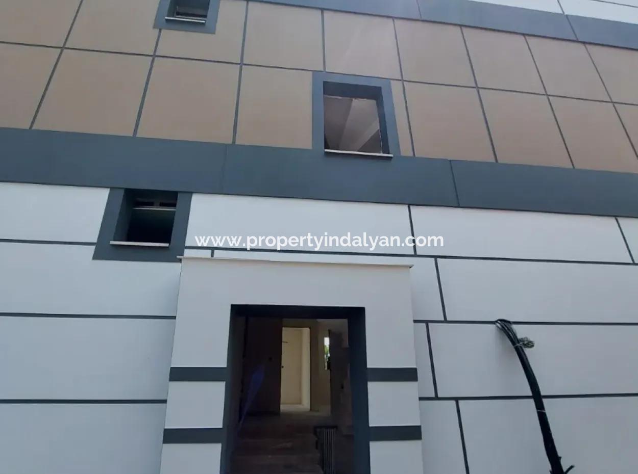 Dalamanda  1+1 , 55 M2  Daire Satılık