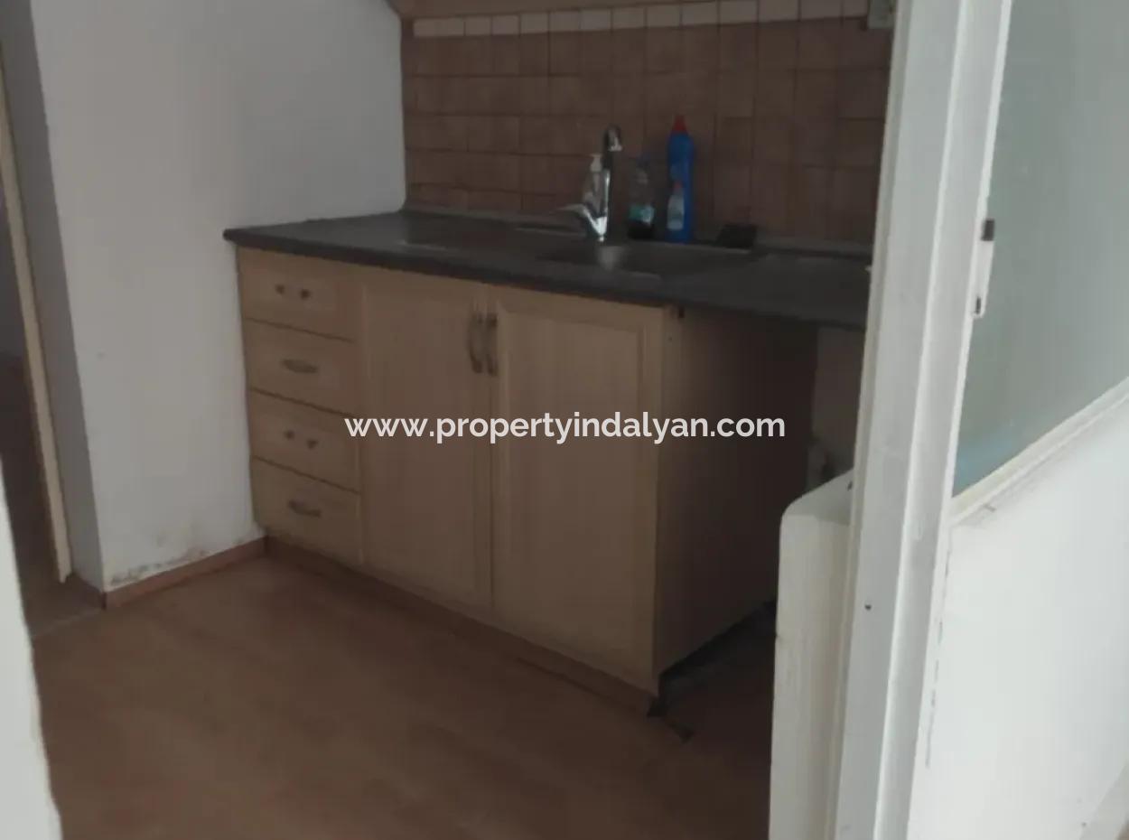 Muğla Ula Akyakada İşlek Caddede Düz Giriş Dükkan Acil Satılık