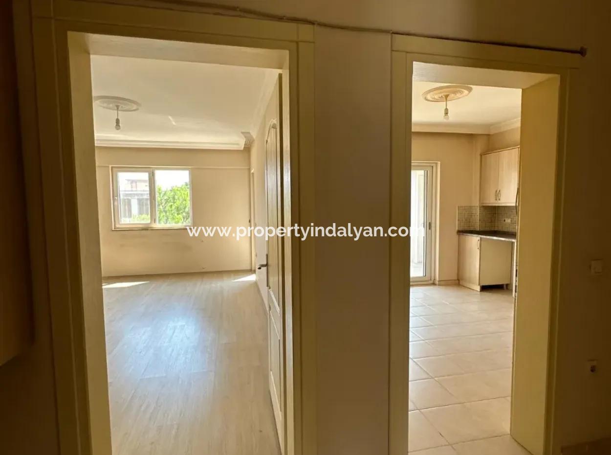 Ortaca Da 3+1 Bulvara Cephe Daire Kiralık