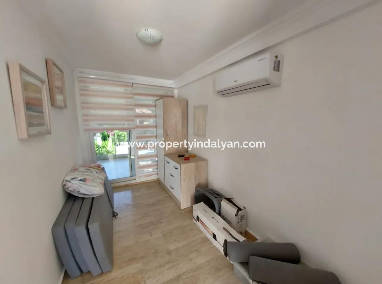 Dalyanda 580 M2 Arsada 120 M2  Yüzme Havuzlu Tek Katlı Kelepir  3+1 Ev Satılık