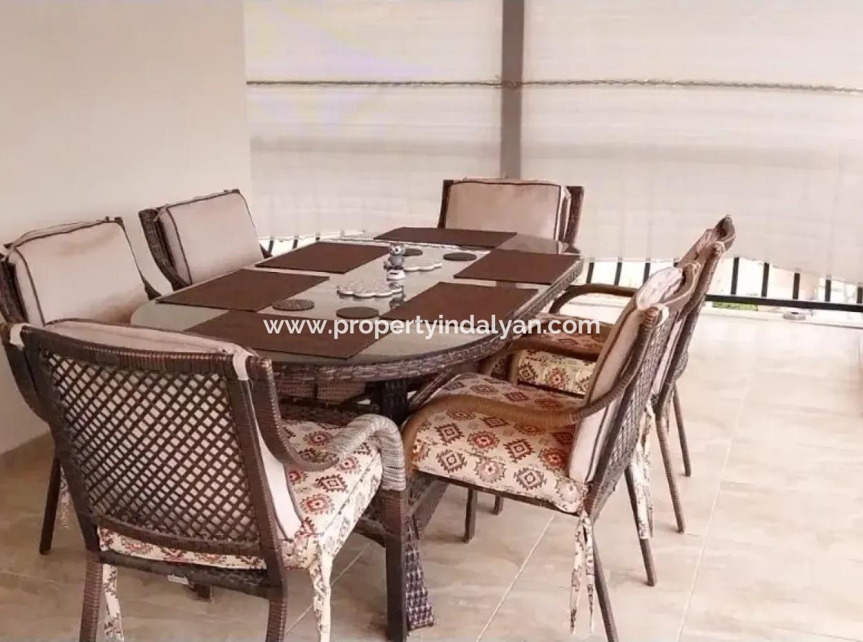 Muğla Dalyanda 580 M2 Müstakil Arsada, Yüzme Havuzlu 3+1 Villa Satılık