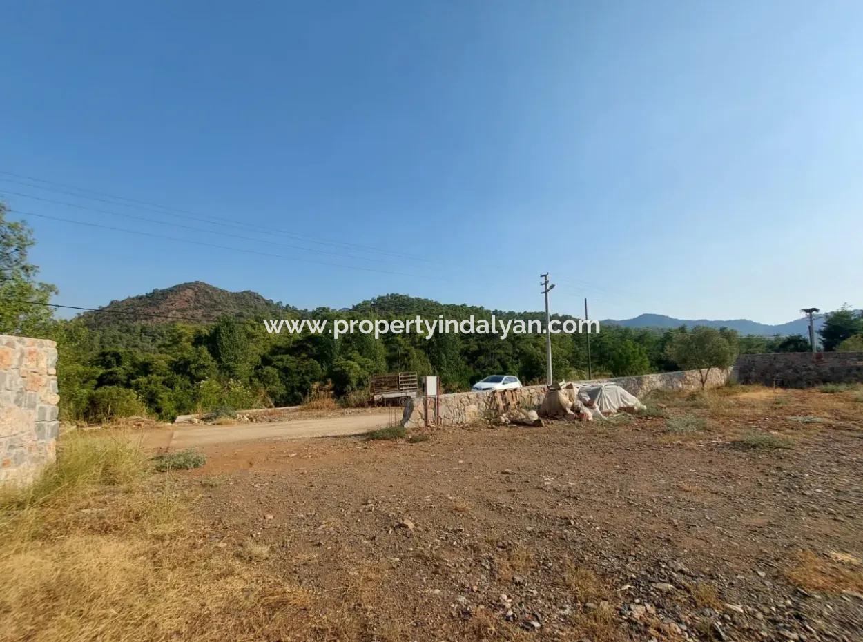 Köyceğiz Beyobasında Müstakil 1 000 M2 İnşaat Ruhsatı Hazır Arazi Satılık