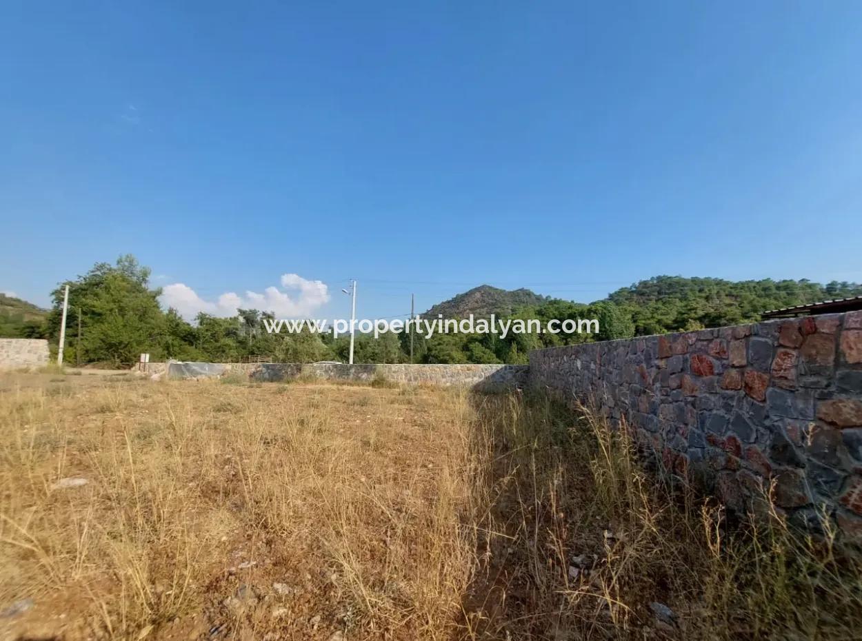 Köyceğiz Beyobasında Müstakil 1 000 M2 İnşaat Ruhsatı Hazır Arazi Satılık