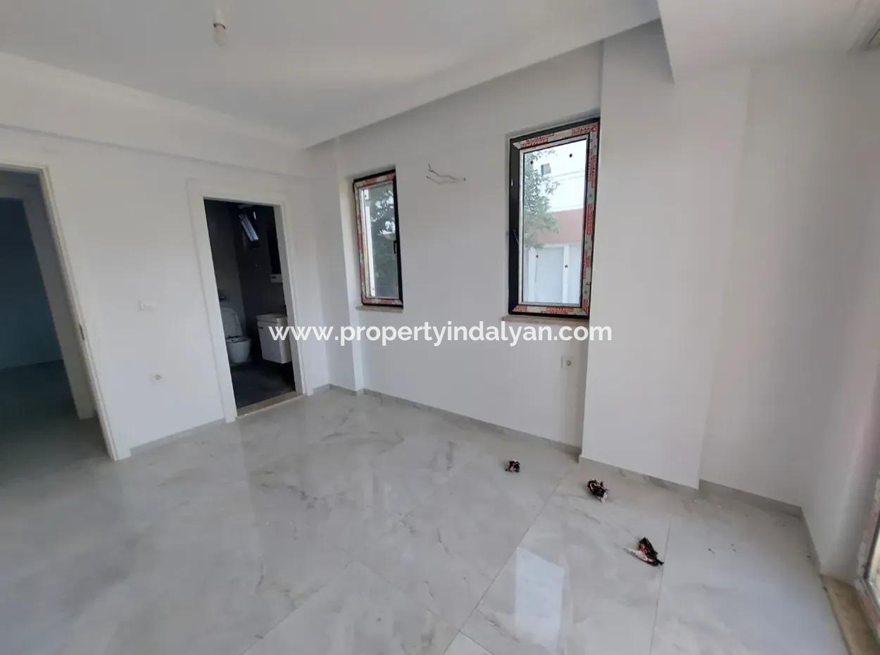 Muğla Ortaca Merkezde 90 M2, 2+1 Giriş Kat Sıfır Daire Kiralık
