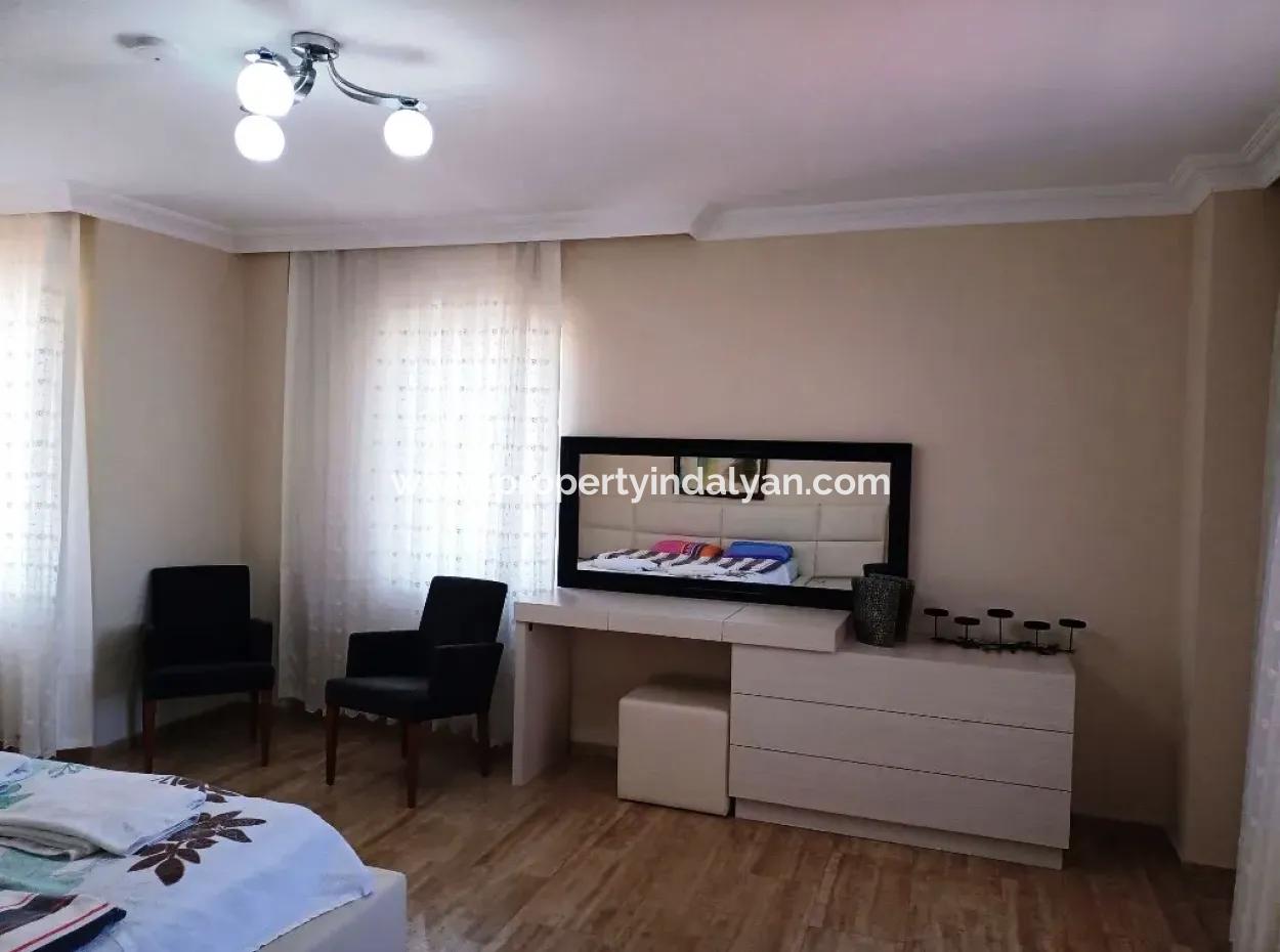 Muğla Dalyanda Satılık 4+1 Müstakil Villa