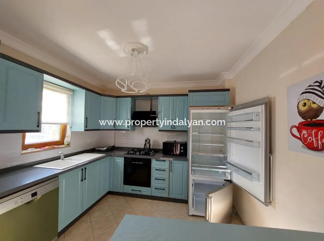 Muğla Dalyanda Satılık 566 M2 Arsada, 3+1 Müstakil Villa