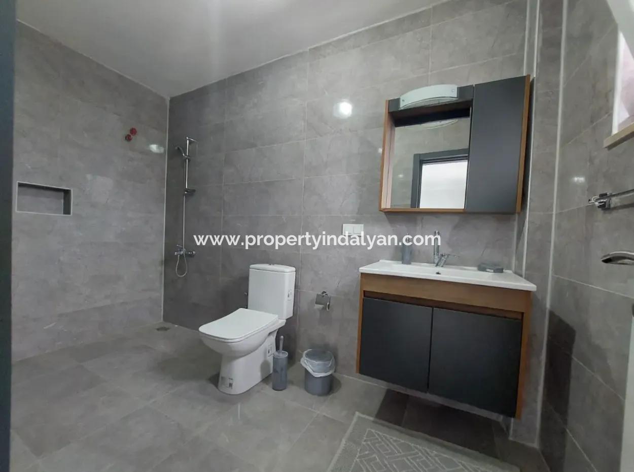 Muğla Dalyanda700M2 Arsada 4+1 Müstakil Yüzme Havuzlu Lüks Villa Kiralık