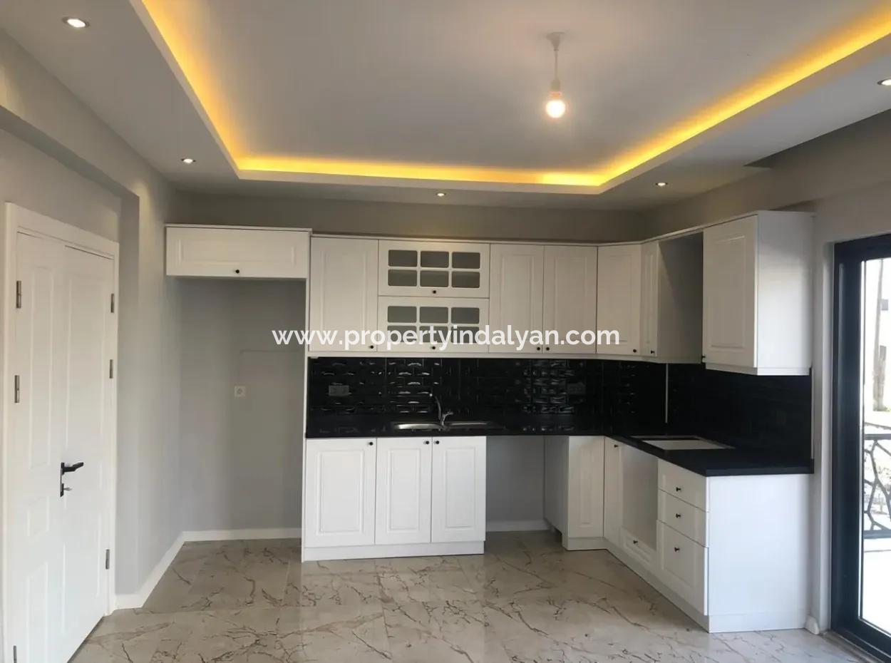 Köyceğizde Satılık Göl Manzaralı Sıfır Çatı Dubleks