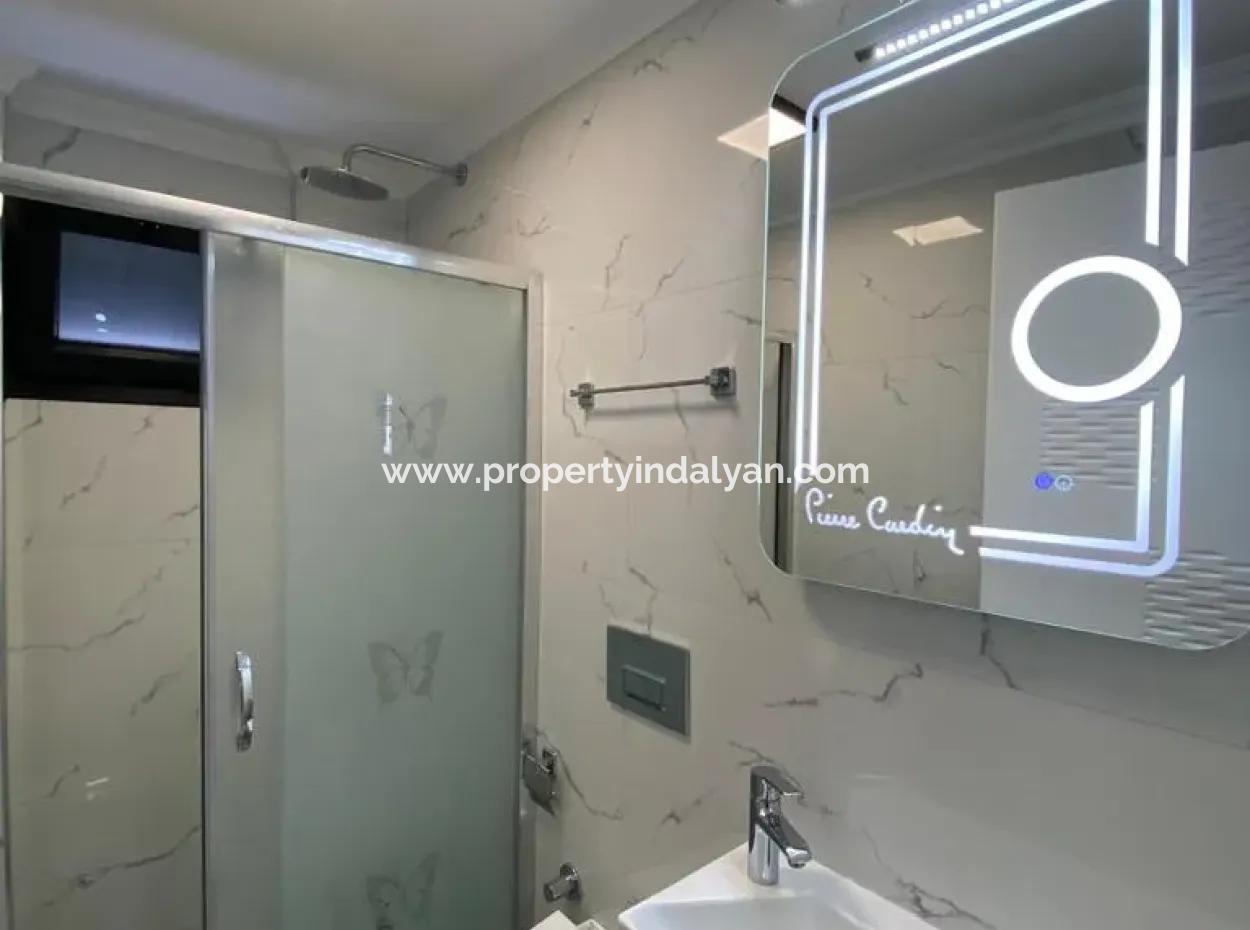 Dalamanda 600 M2 Müstakil Arsada Ortak Havuzlu Sıfır Dubleks Villa Satılık