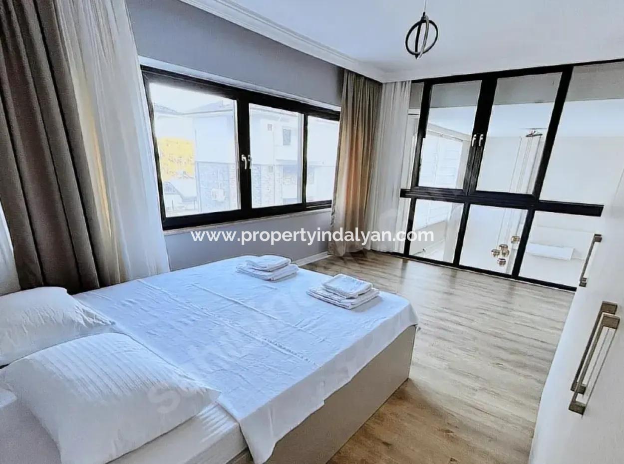 Ortaca Sarıgerme'de Eşyalı Lüks Tripleks Villalar