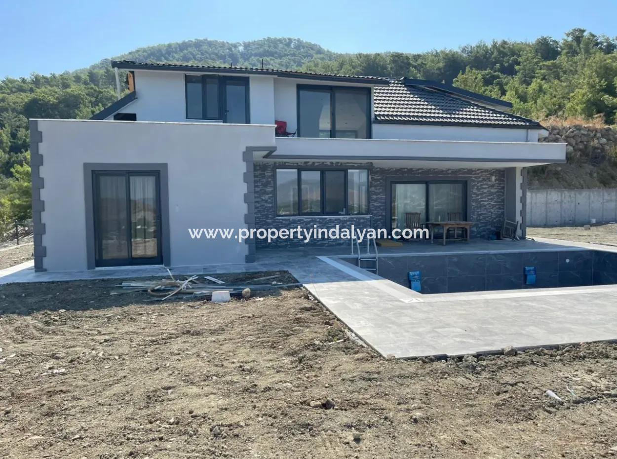 Dalaman Gürköy Mevkii Havuzlu 4+1 Villa