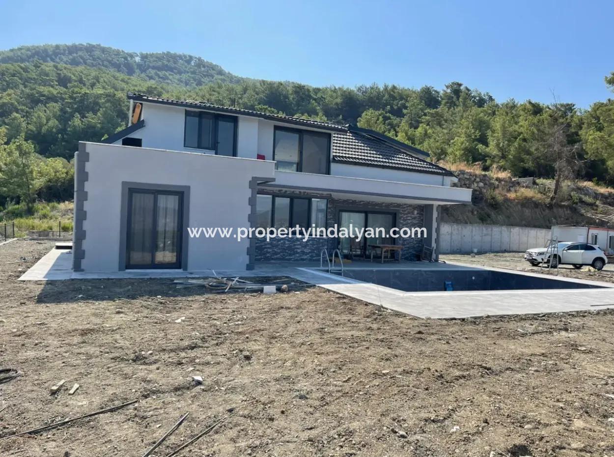 Dalaman Gürköy Mevkii Havuzlu 4+1 Villa