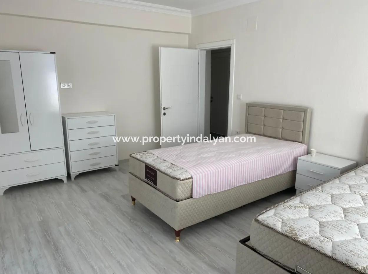 Ortaca Okçularda 500 M2 Müstakil Arsada 4+1 Sıfır Eşyalı Ev Kiralık