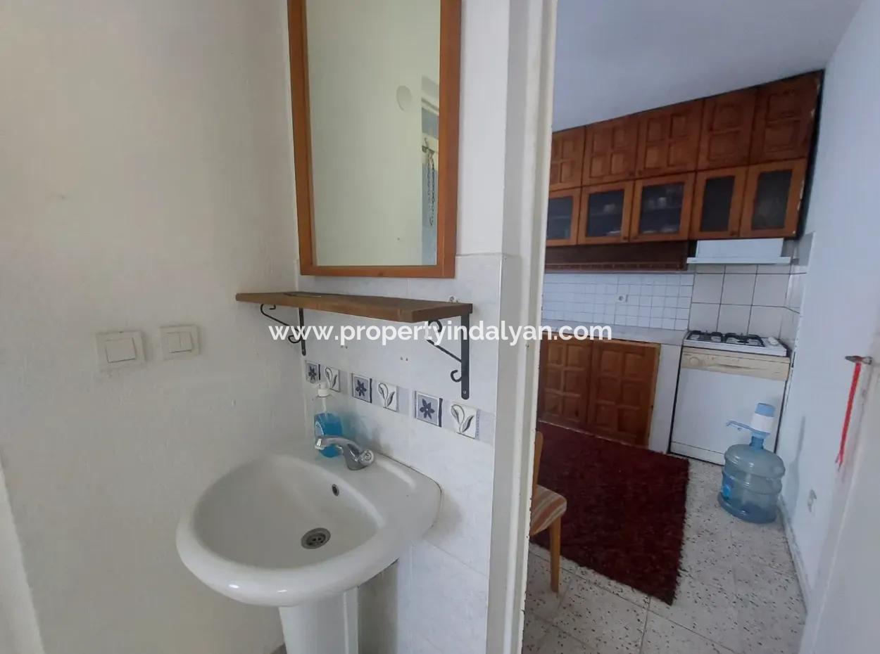 Mugla Dalyanda 400 M2 Müstakil Arsada Göl Ve Doga Manzaralı 2+1 Eşyalı Ev Kiralık
