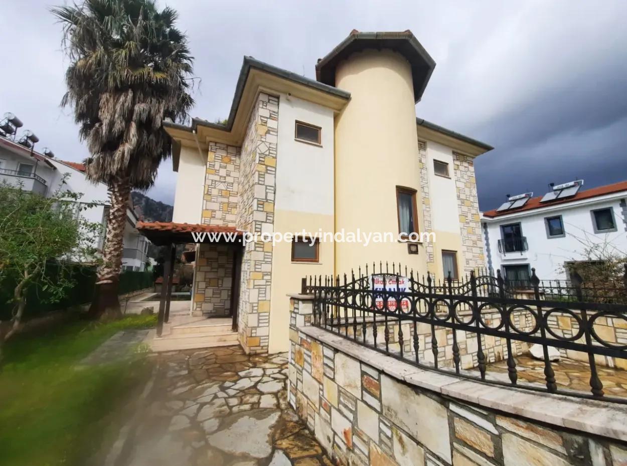 Muğla Dalyan Da 700 M2 Arsada Yüzme Havuzlu Eşyalı 3+1, 2 Dubleks Kiralık
