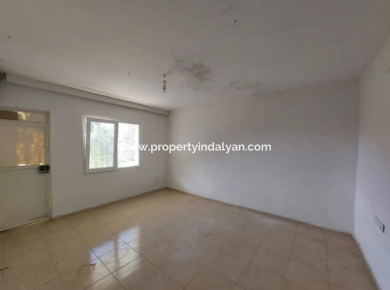 Ortaca Cumhuriyetde 508 M2  İmarlı Arsa Ve Müstakil Ev Satılık