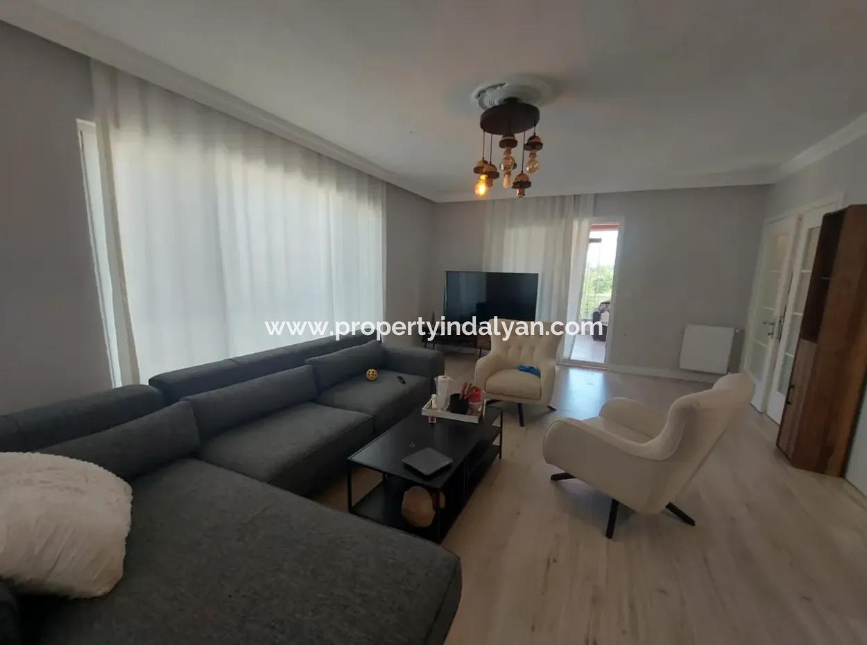 Mugla Dalyan Da 500 M2 Müstakil Arsada, Eşyalı 2 Daire 220 M2 Komple Kiralık